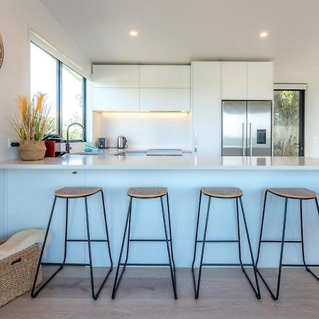 Luna Cottage. Stunning Ocean Views On Waiheke Oneroa Eksteriør billede