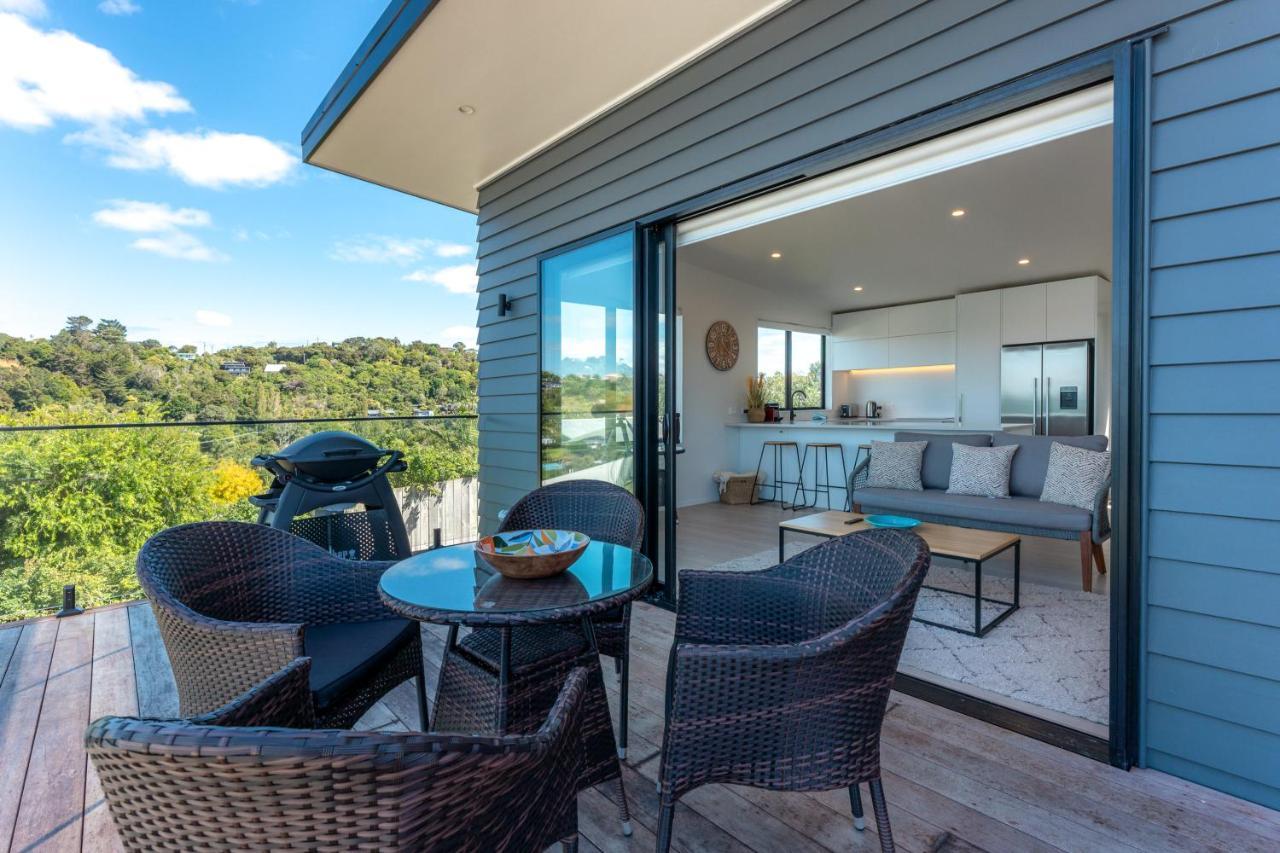 Luna Cottage. Stunning Ocean Views On Waiheke Oneroa Eksteriør billede