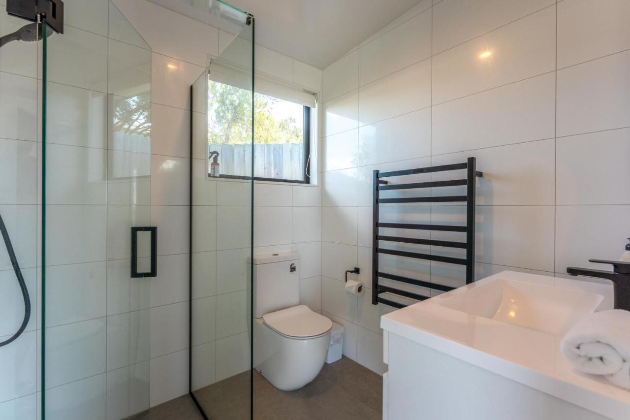 Luna Cottage. Stunning Ocean Views On Waiheke Oneroa Eksteriør billede