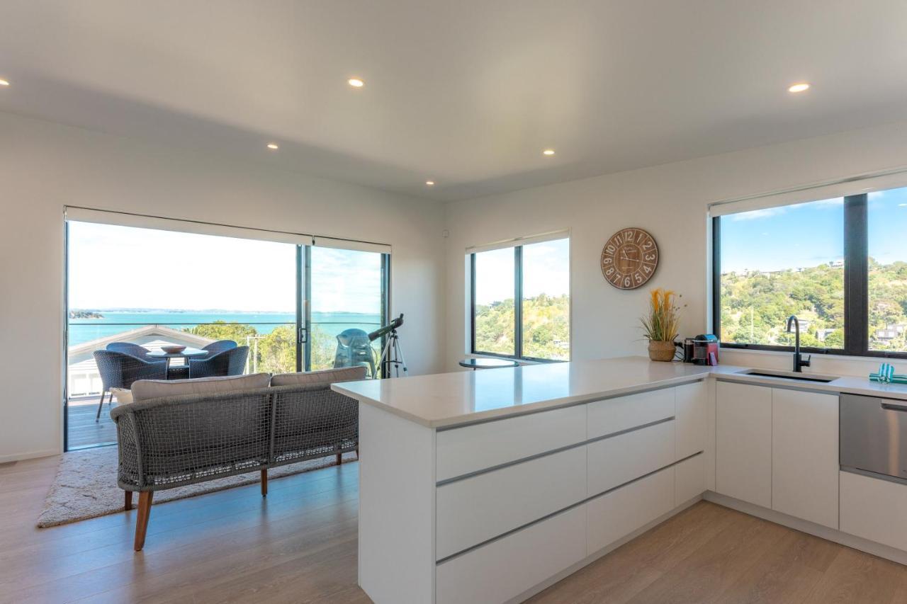 Luna Cottage. Stunning Ocean Views On Waiheke Oneroa Eksteriør billede